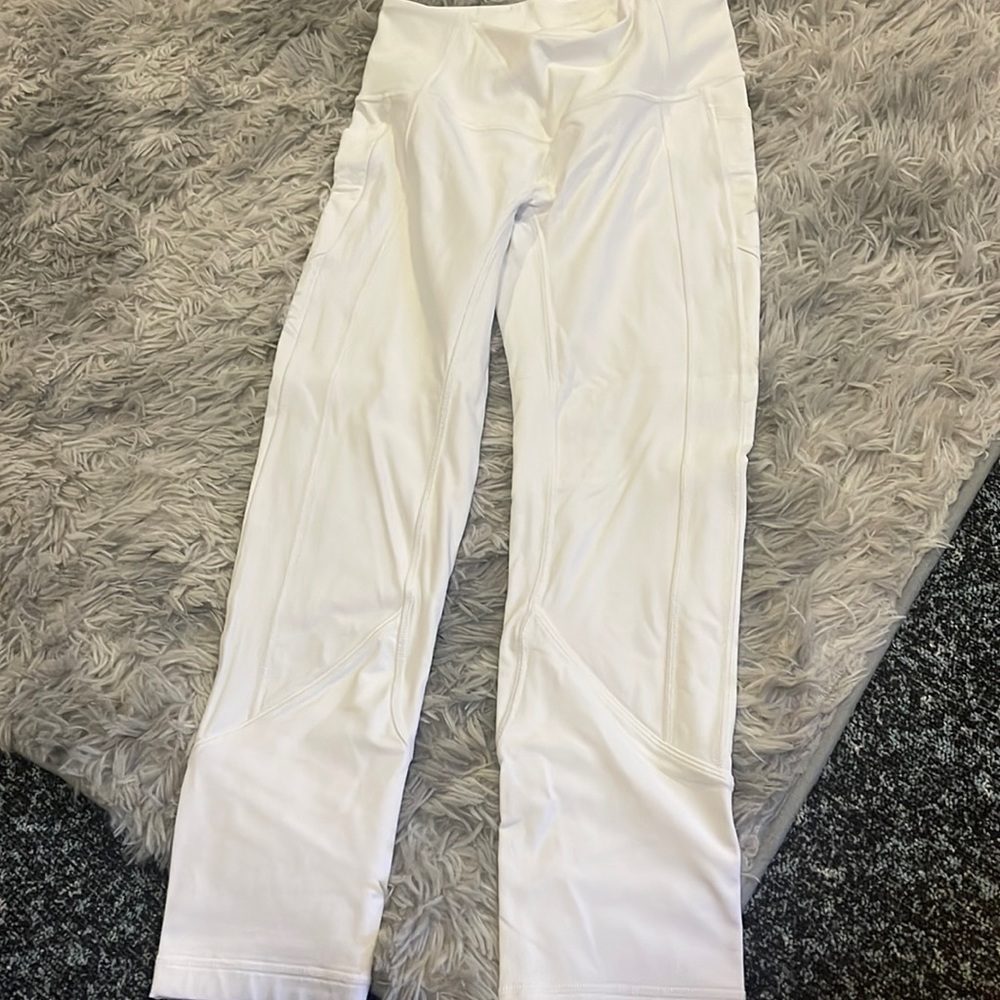 White lululemon leggings size 6
